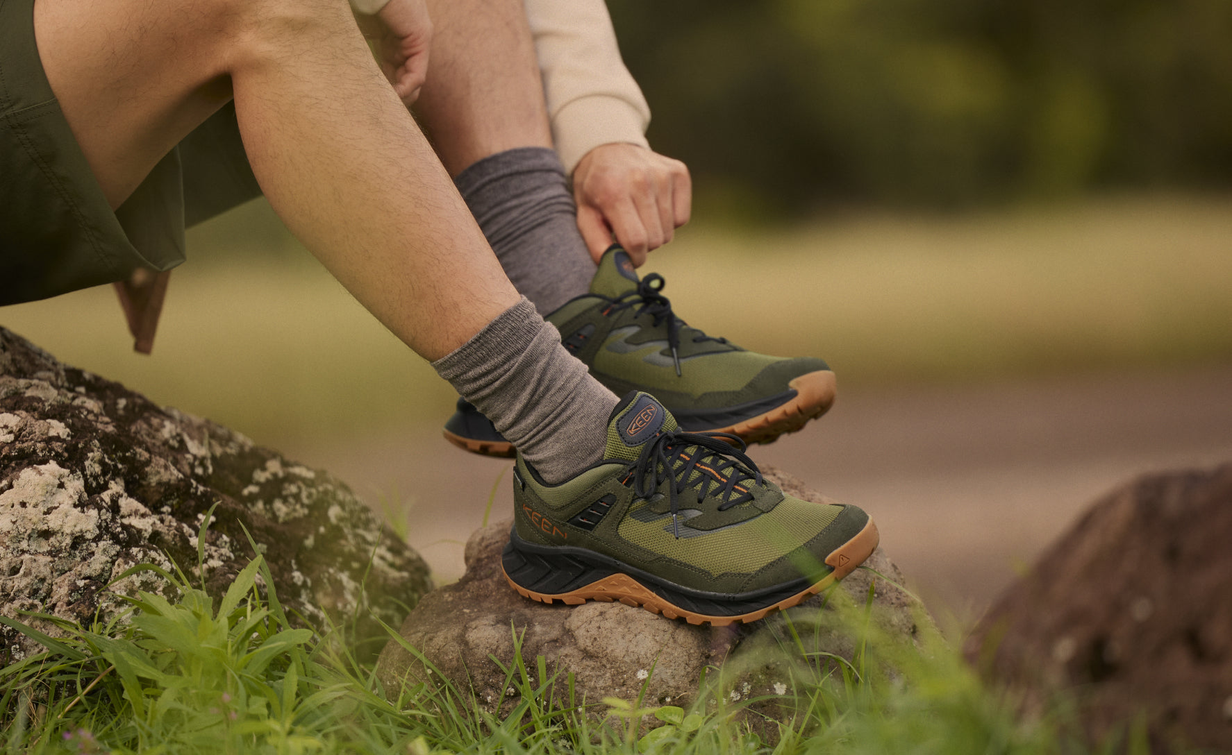 KEEN Men's Hightrail Low Waterproof Hiking Shoes - Leather, Lightweight & Breathable