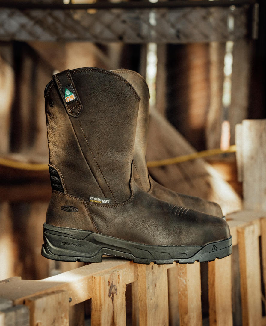 Men's CSA Flatland Pull-On Waterproof Work Boot INT MET (Carbon