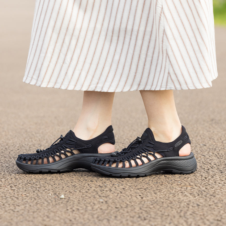 ☆3回☆KEEN24.5☆UNEEK☆ASTORIA ☆WOMEN 黒 Women's 2-Cord Wedge