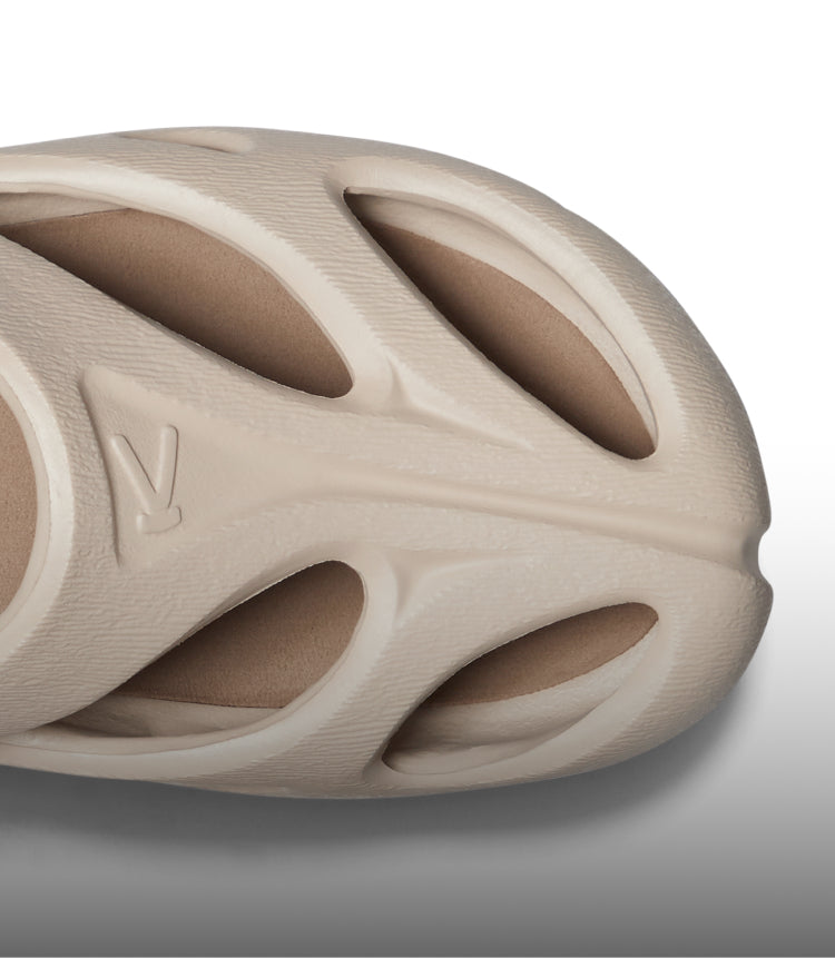 Women's Shanti Clog | White Latte | KEEN Footwear