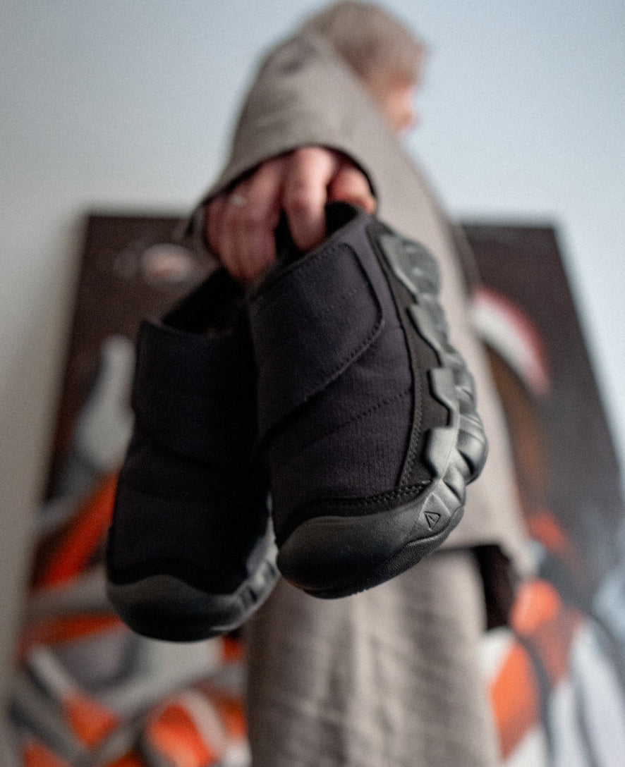 Women's Hypowser Wrap Shoe | Black/Black | KEEN Footwear