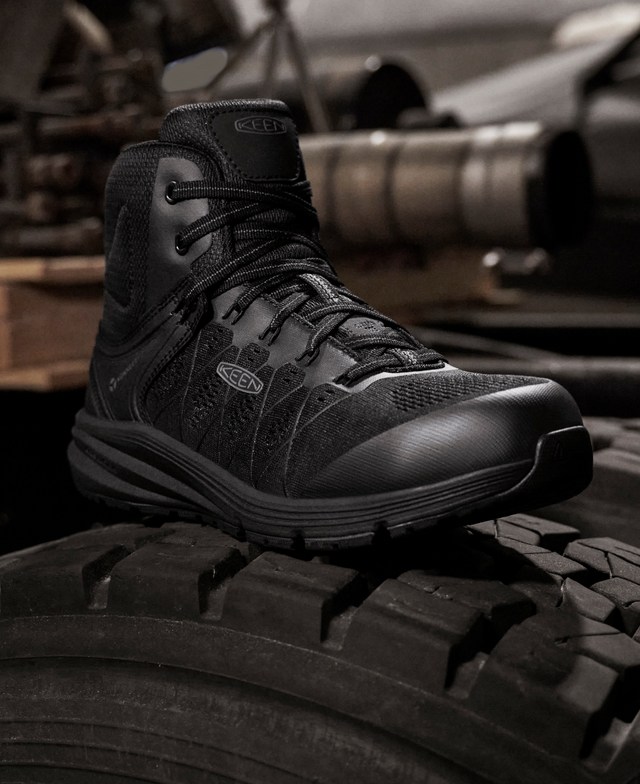 KEEN 防水ハイカットブーツ ブラック Men's Vista Energy Work Sneaker | Black | KEEN Footwear