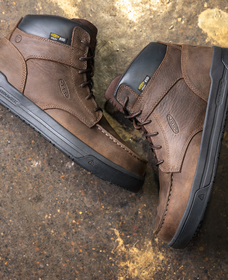 木葉 Men's Gibson ESD Boot (Carbon Toe) | Cascade Brown/Black | KEEN