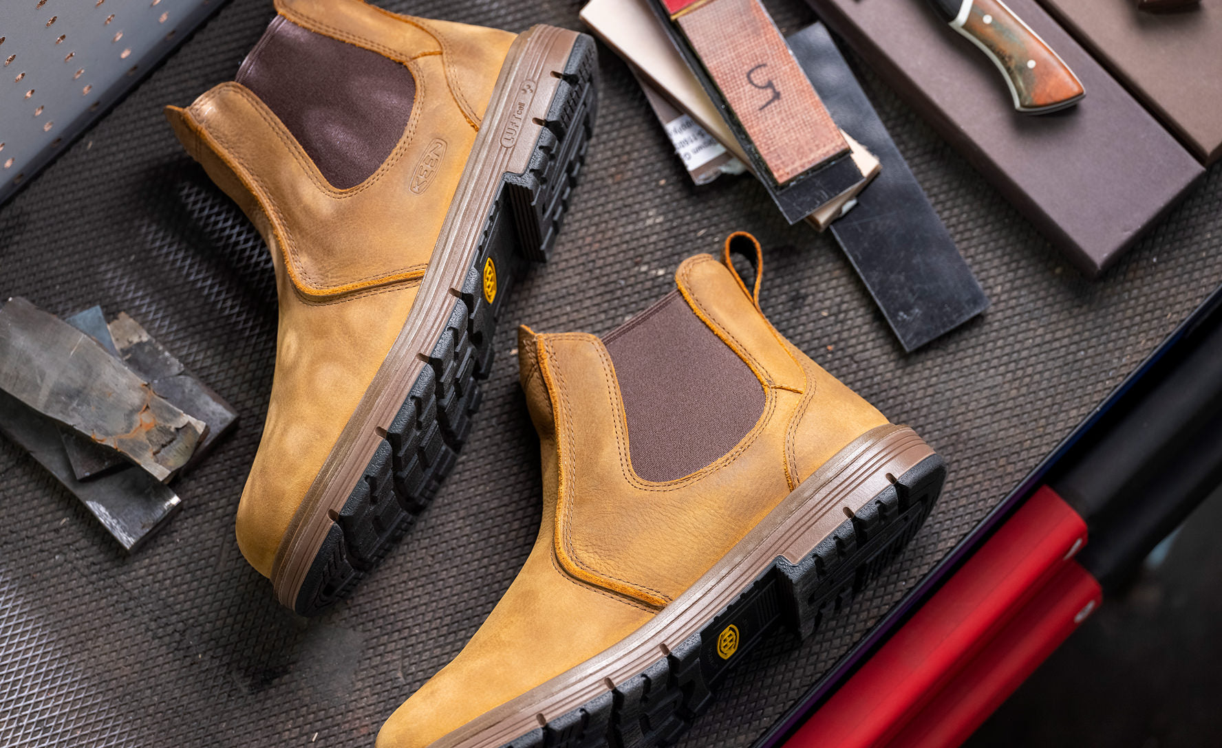 Men's San Jose Chelsea 90° Heel Boot (Soft Toe) | Belgian/Gum