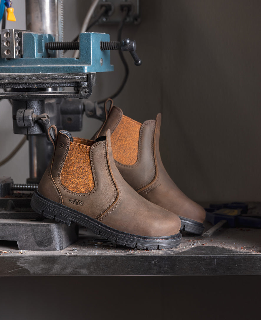Women's San Jose Chelsea 90° Heel Boot (Aluminum Toe) | Cascade