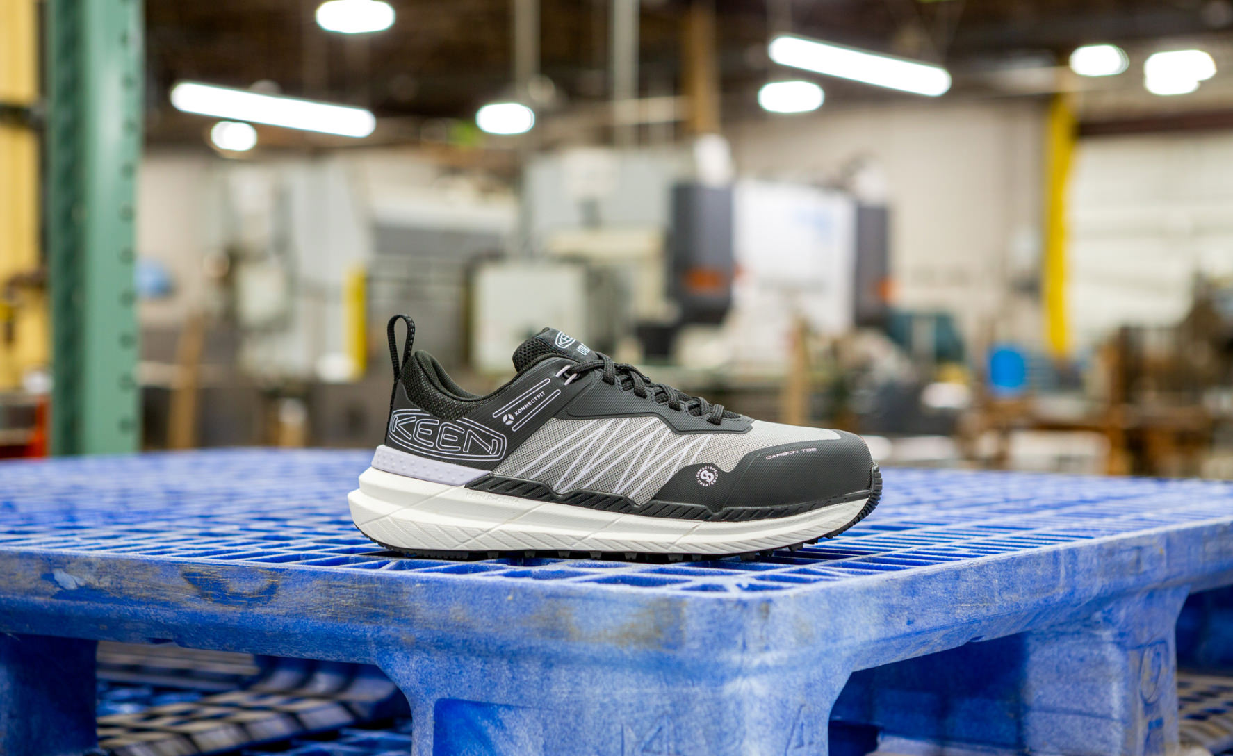 Women's Speedworks Work Sneaker (Carbon Toe) | Thistle/Black