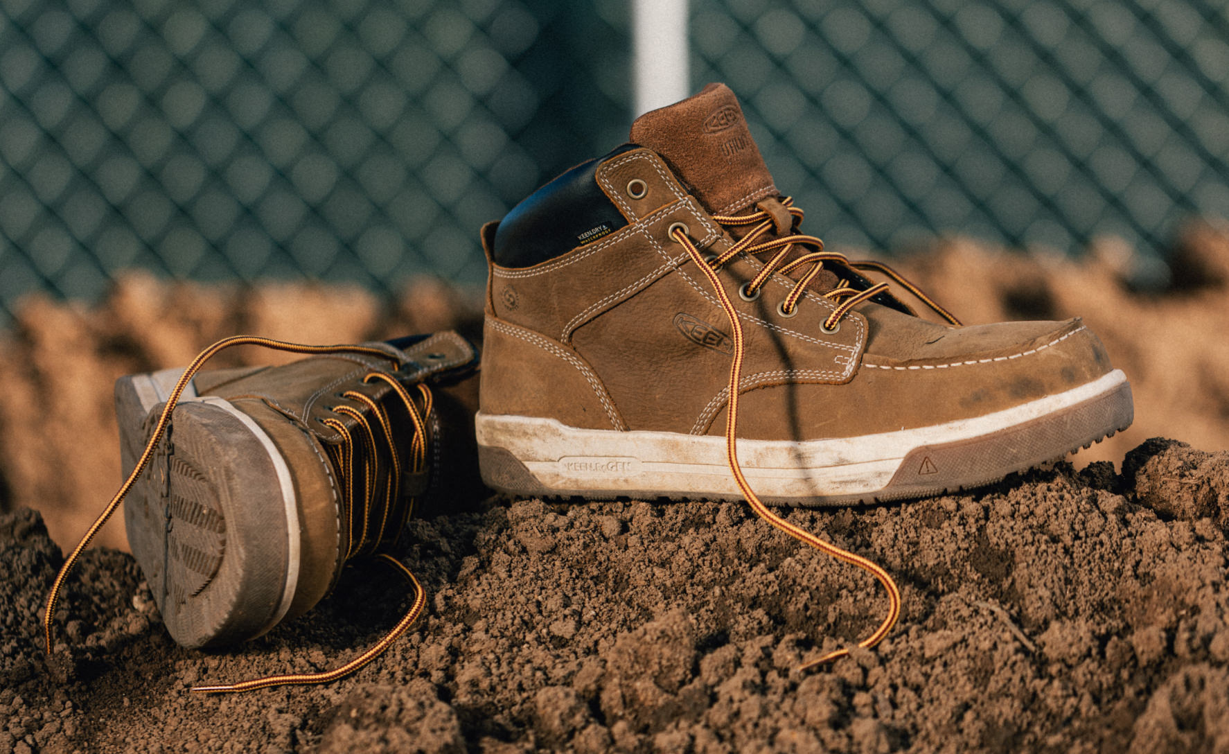Men's Gibson Waterproof Work Boot (Carbon Toe) | Belgian/Gum