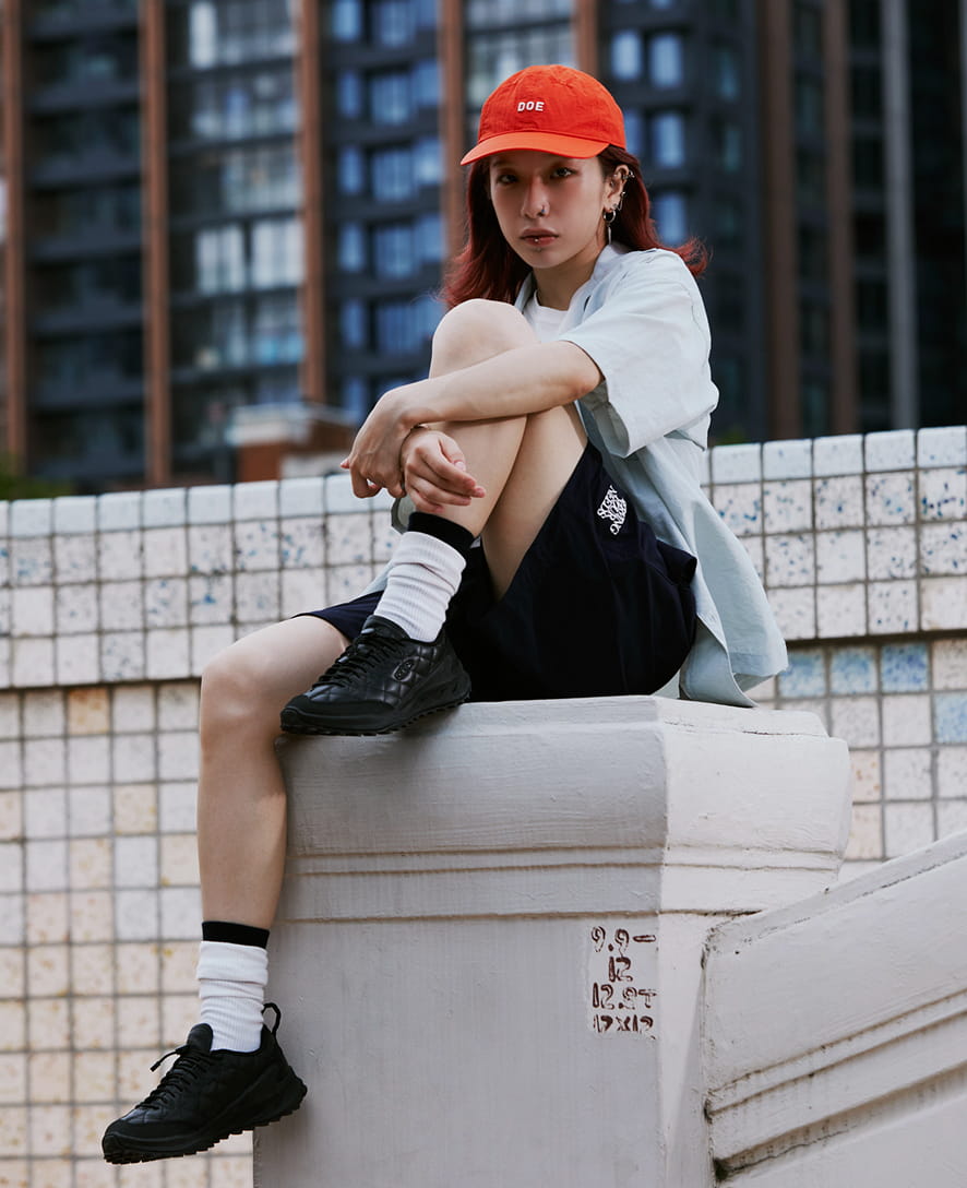 Women's Jasper Zionic DOE Sneaker | Doe Black/Star White | KEEN