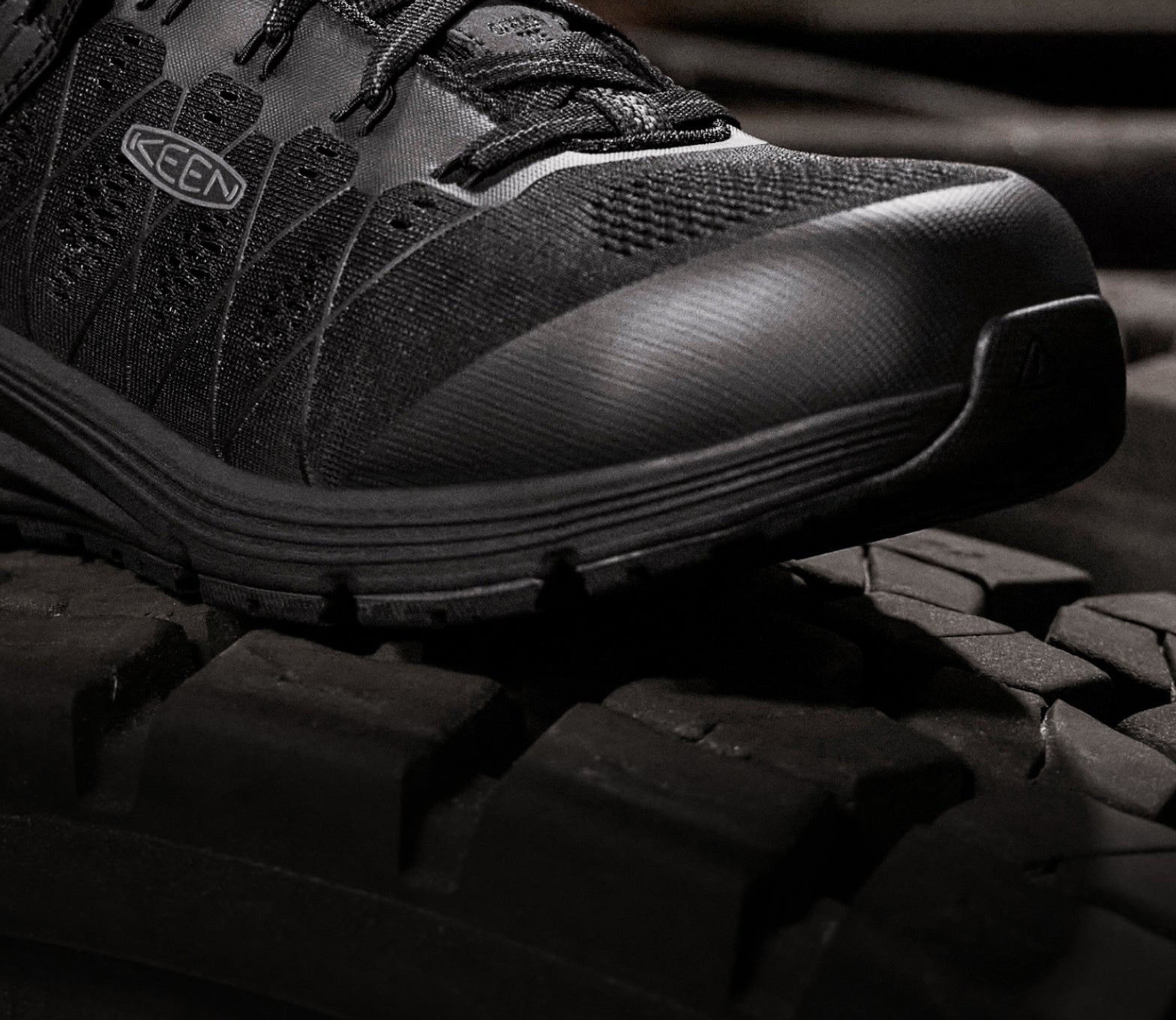 Men's Black Work Sneaker Boots - Vista Energy Mid | KEEN Footwear