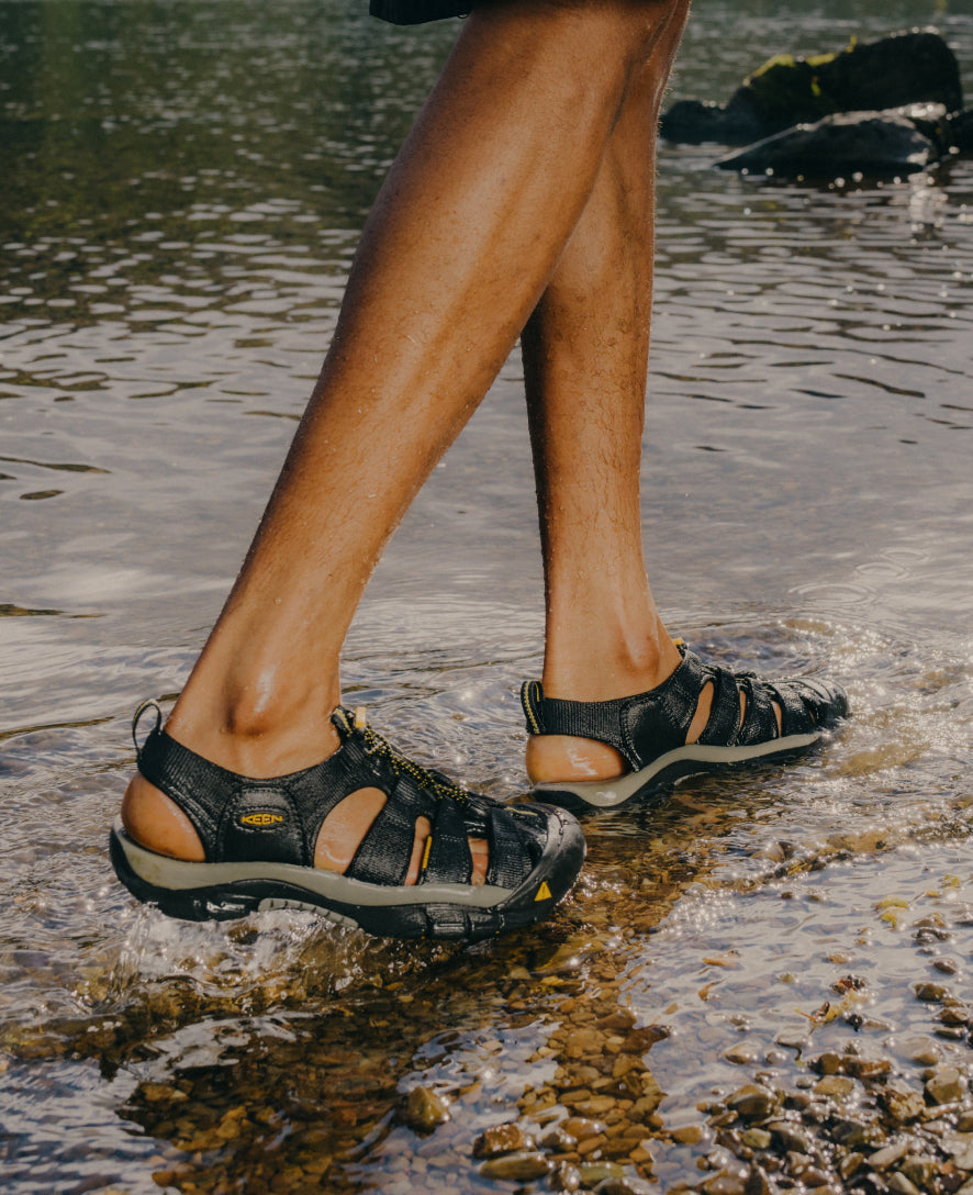Men's Black Water Hiking Sandals - Newport H2 | KEEN Footwear