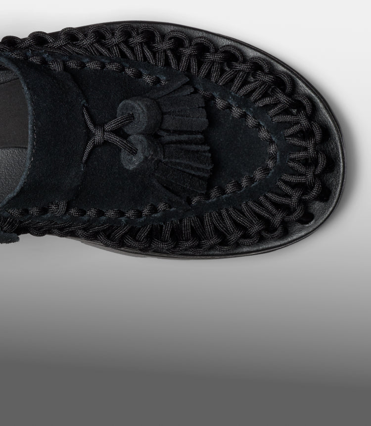 靴 [ KEEN ] UNEEK PLT TASSELL All Gender UNEEK PLT Tassel Sneaker | Black/Black | KEEN