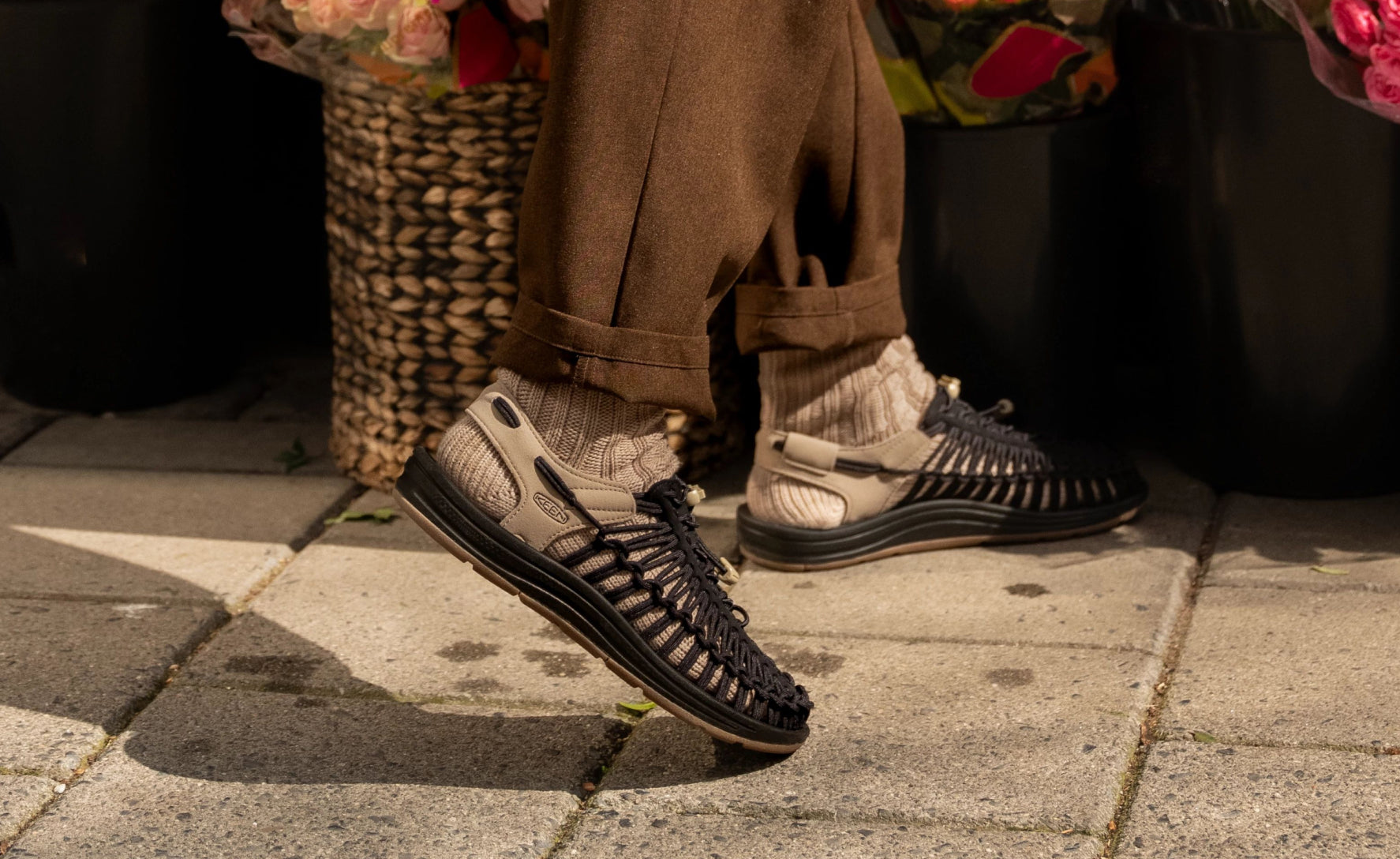 Men's Two-Cord Sandals | Black/Plaza Taupe | KEEN Footwear