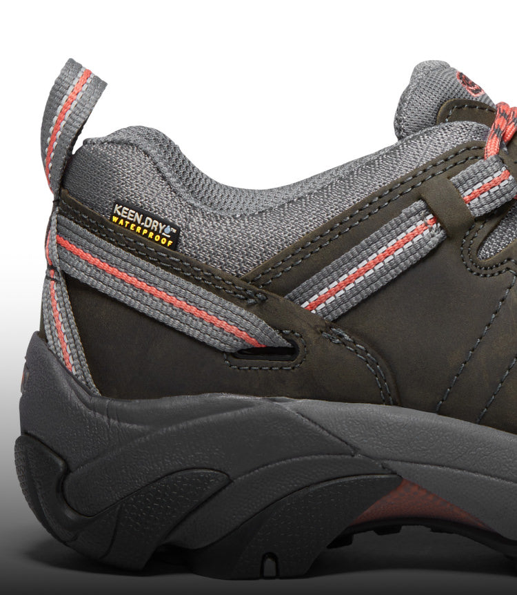 Women's Targhee II Hiking Shoes | Coral | KEEN Footwear