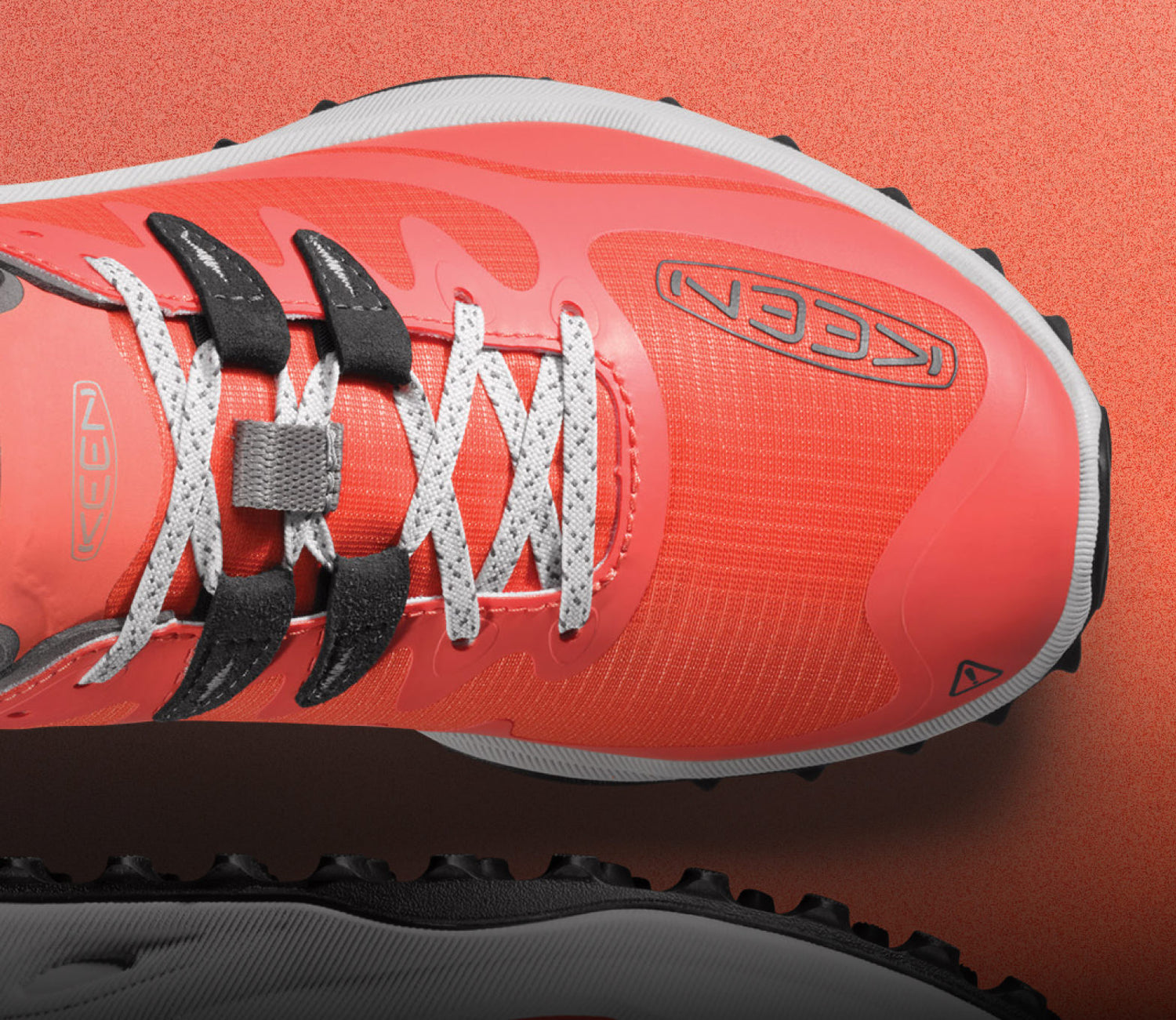 Women's Zionic Speed Black Hiking Shoe Black/Star White KEEN KEEN