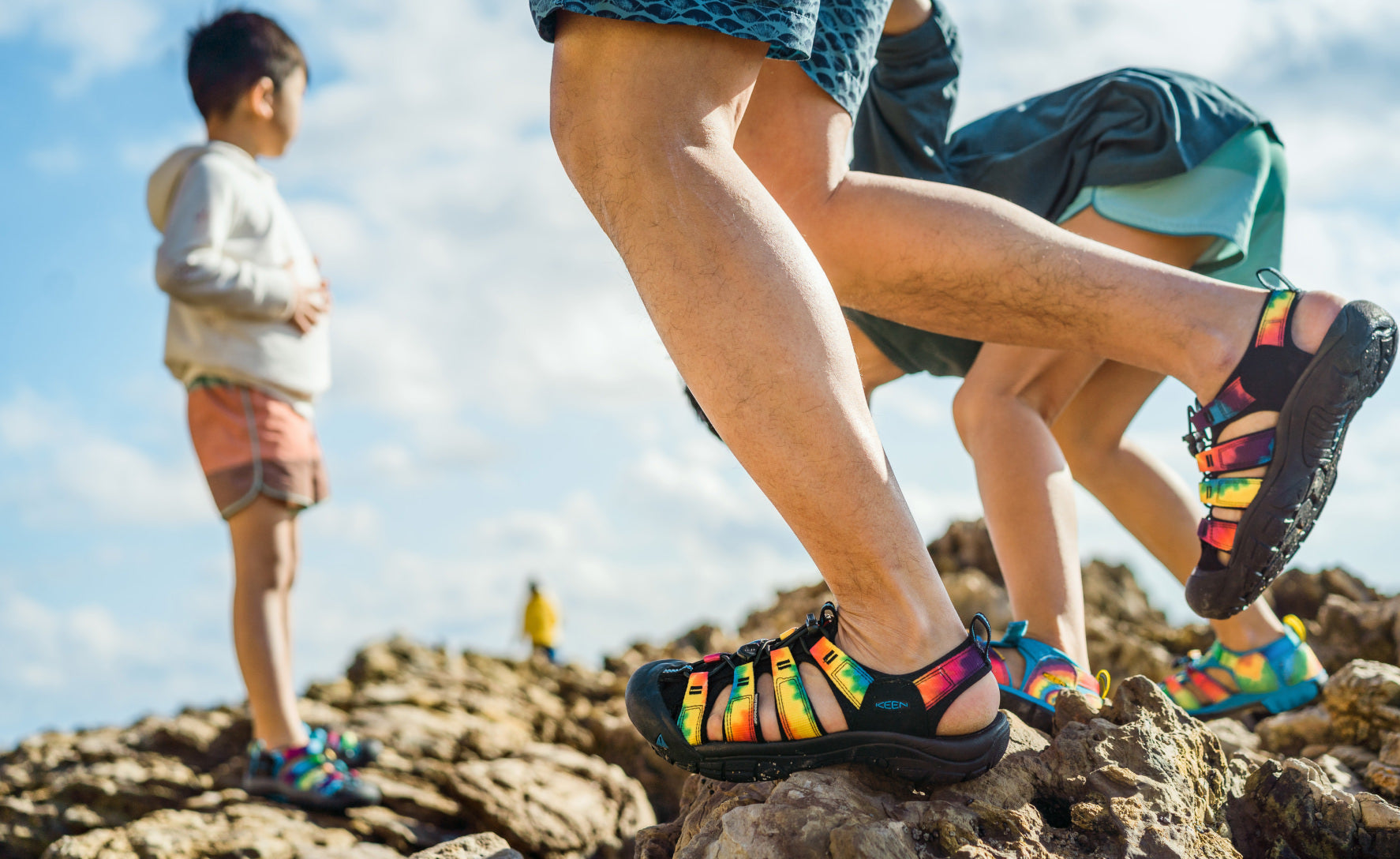 新品【キーン】ニューポートH2♡MAGNET/TIE DYE 27.5 KEENの20周年限定「NEWPORT 」サンダルを親子で履いてみた！履き心地や