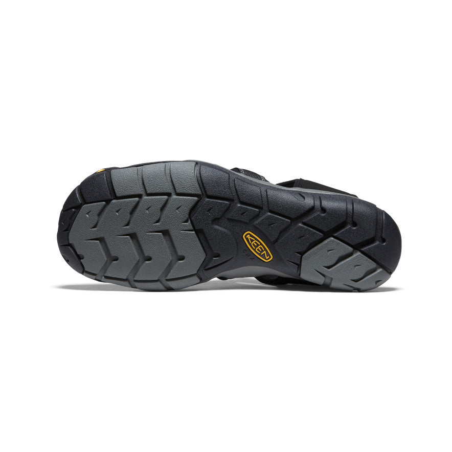 KEEN Clearwater CNX トリプルブラック US 9 27cm Amazon.com | KEEN Women's CLEARWATER CNX Sandal, BLACK/BLACK